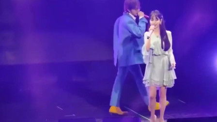 IU与权志龙再唱Palette：音乐碰撞的火花