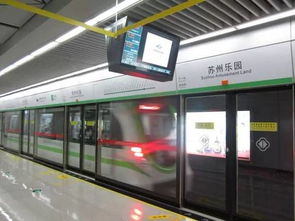 苏州地铁口的春天：出站即入画，抬头即春意