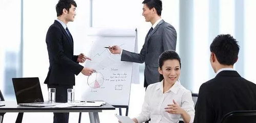 职场通常：如何在复杂环境中找到平衡与成长