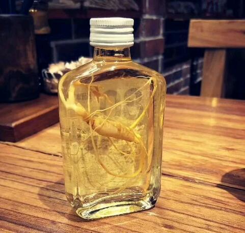 泡桂花选多少度白酒最好？清香型小曲白酒，果香与酒香的完美邂逅