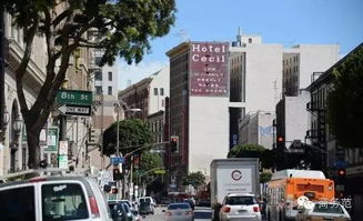 震中附近的华人亲历：数十栋酒店倒塌的惊魂时刻