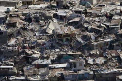 缅甸地震现场直击：大桥坍塌瞬间令人揪心