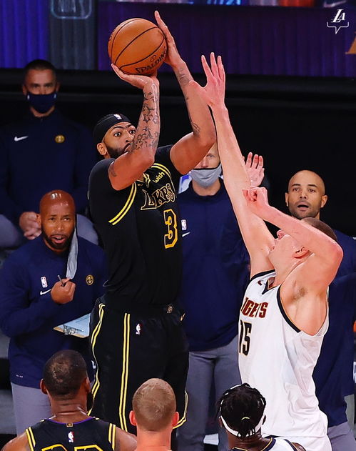 吉迪绝杀湖人：从弃用到逆袭的奇迹之夜