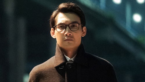 棋盘上的命运抉择：崔业与崔伟的善恶博弈