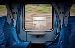 飞机也要出“硬座”了？南航超薄座椅引发热议