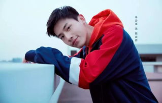 辛云来发红包背后：传递温暖与关怀的真正意义