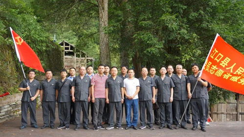 扎根基层，让信念之旗高高飘扬