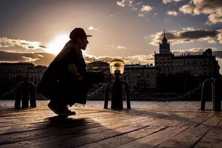 为什么现在的人越来越喜欢看短剧？