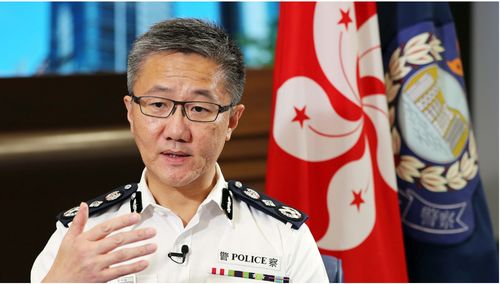 香港警务处处长萧泽颐的退休之路：从治安到未来展望