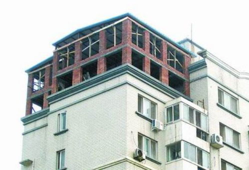 缅甸7.9级地震：华人亲历者讲述超3层建筑裂缝与倒塌的惊魂时刻