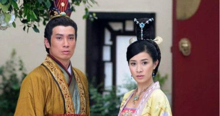 《似锦》：郁锦与姜似的爱恨纠葛，一段弥补遗憾的传奇