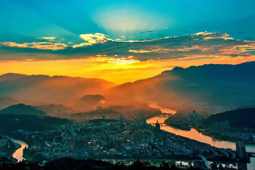 临笑：雨城有雨，成都夜雨的诗意与浪漫