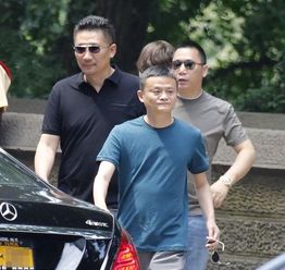 从戒备到松弛：我与甲亢哥保镖的奇妙故事