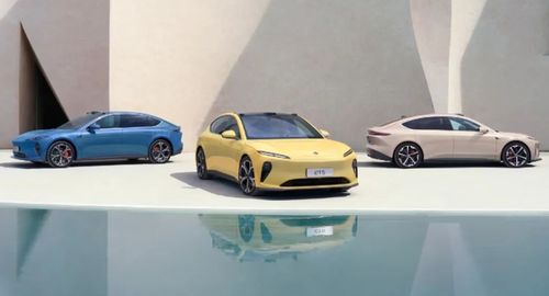 小鹏与蔚来：新势力「生存战」的两种答案