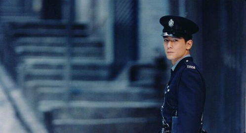 吴彦祖怒斥同机乘客不文明行为：高铁事件引发全民热议