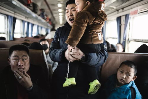 高铁上的文明之问：尼格买提被吵醒事件背后