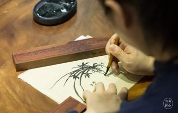 当佛山匠人用“爱马仕”皮料造出工薪族买得起的顶级沙发！