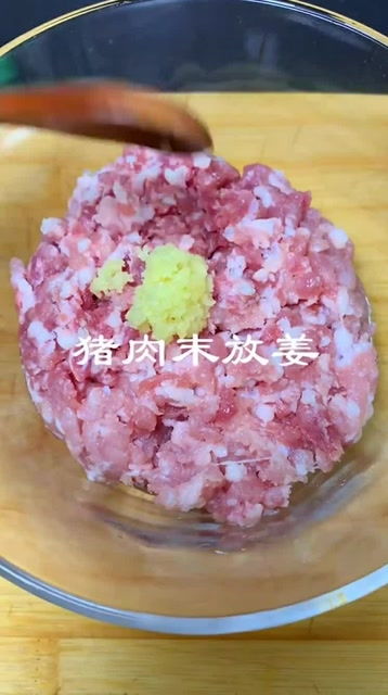 茄夹馍：从街头小吃到网红美食的逆袭之路