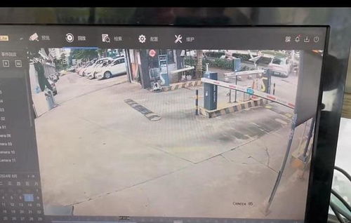 小米SU7爆燃事故细节曝光：从坑洼断轴到侧翻起火，真相究竟如何？