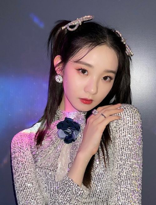 张艺凡瘦了好多：她的减肥秘诀与背后的努力