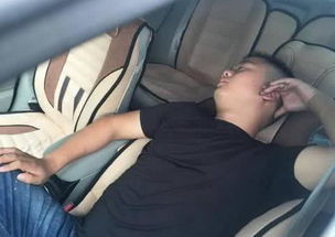 服务区停车睡觉，醒来发现备胎被偷：车主的无奈与反思