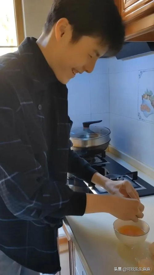 孤独症男孩小岱的走红背后：深圳家庭的爱与坚持