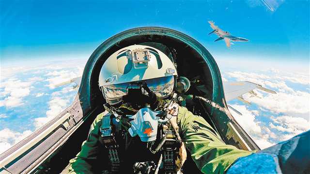 东部战区联合演训任务圆满完成：一场震撼的军事行动