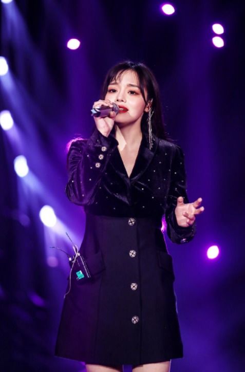 如何看待华晨宇与黄霄雲的版权之争？