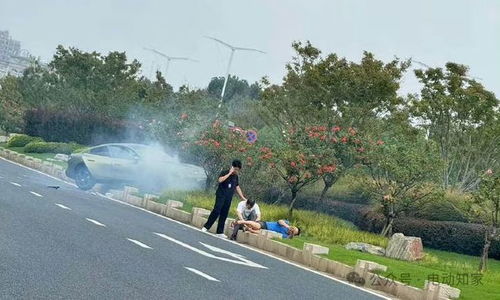 小米SU7安徽高速事故中的4个关键问题：真相与疑问