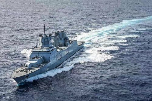 震撼！解放军“海峡雷霆-2025A”演练实录