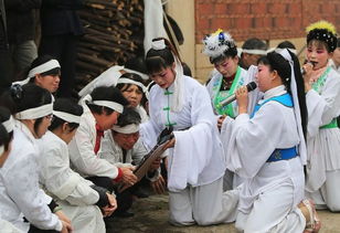 职业女哭灵人：半个月连哭16场背后的辛酸与坚守