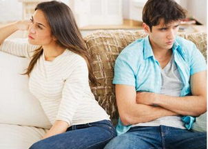 SU7事故副驾男友：我依然相信小米