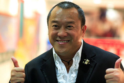 曾志伟回应艺人收入减少：真相远比传闻复杂