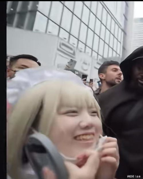 甲亢哥中国行：从亢奋到平和，这个女孩改变了他的一切