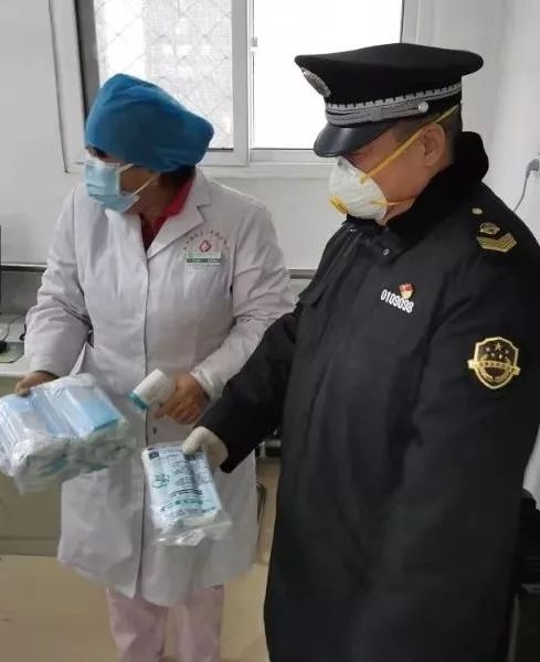 打防疫：个人视角下的科学防控与责任担当