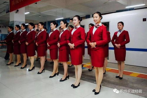 男子高铁上盯着乘务员看被老婆发现，真相竟是……