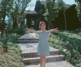 卡琳娜丢蜥蜴误伤祝绪丹：一场风波背后的娱乐圈真相