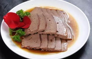 清明路上堵成猪肝红，车主吐槽：5小时只动了800米！