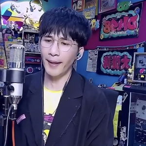 甲亢哥与大张伟的跨文化碰撞：一次注定要发生的见面