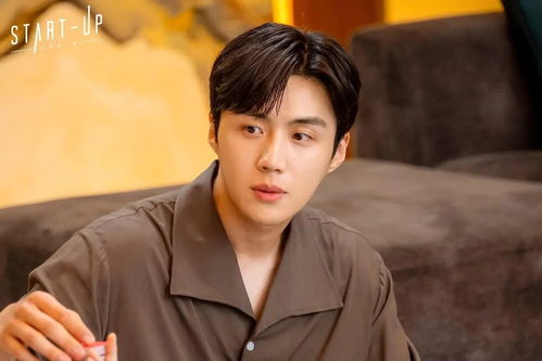 金宣虎笑容模仿挑战席卷抖音，普通人也能玩转的快乐秘籍