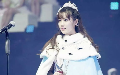 李艺彤拒绝鸡汤，伸手要钱？真相远比表面复杂