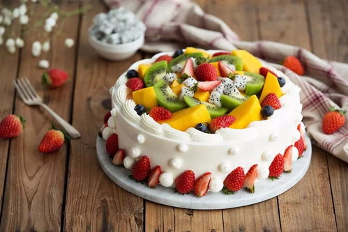 网红蛋糕店的“甜蜜谎言”：现做还是过期？