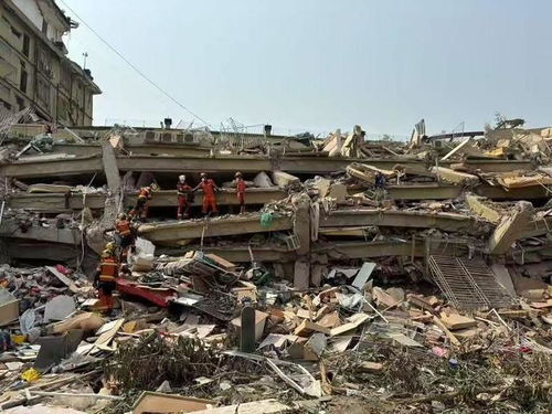 中国救援队在缅甸灾区的奇迹：挖出40斤黄金背后的故事