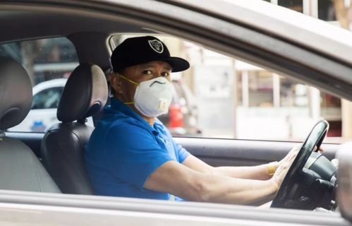 乘客打翻奶茶被索赔3000元，法院判赔1372元背后的故事