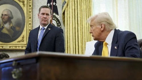 白宫内讧：万斯争夺人事权，权力游戏再掀波澜