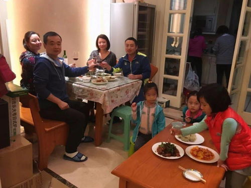 桌台释卷：书桌与读书人的灵魂栖息地