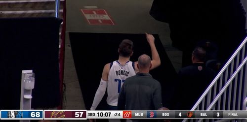 东契奇回应被驱逐：裁判的偏见还是比赛的无奈？