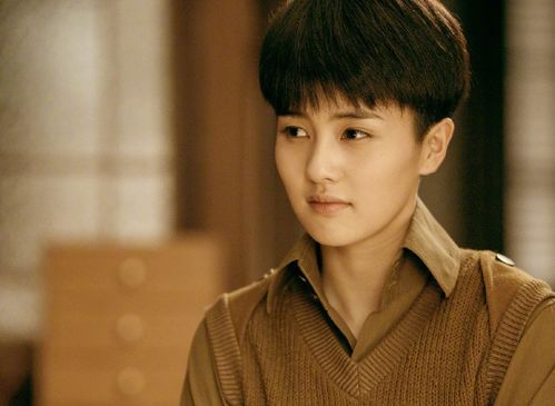 柯淳新剧《纯情男高》爆火，短剧界的顶流崛起之路