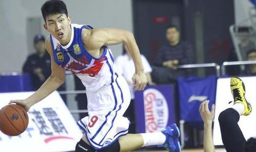 CBA再迎重大调整！刘维伟回归青岛主帅，季后赛抢三大战或成关键转折