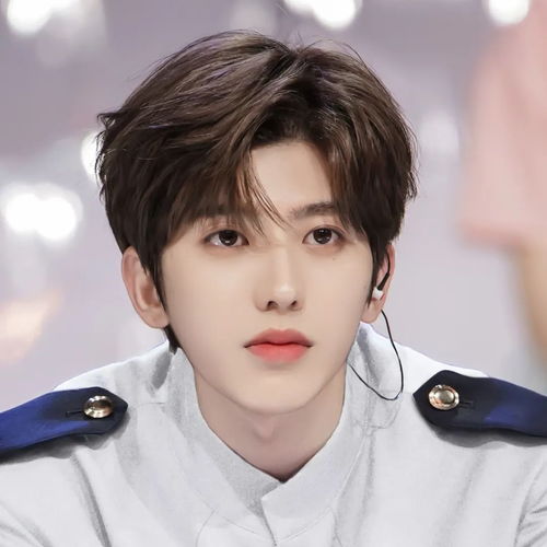 TizzyT的跳板人生：从低谷到巅峰的蜕变之路